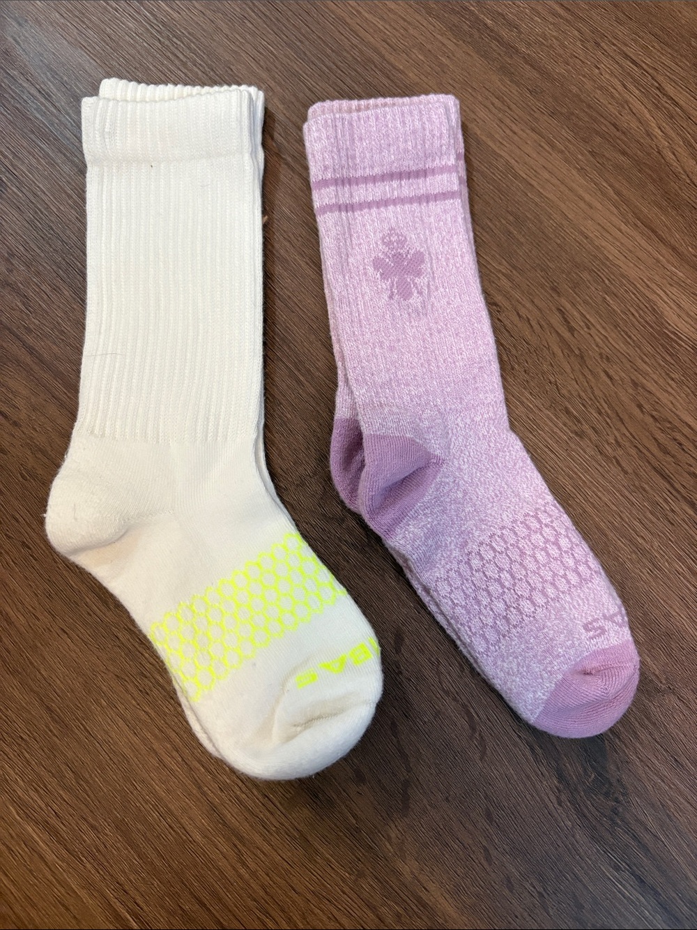 NEW Kids Bombas Crew Athletic Socks - White & Lavender Pair